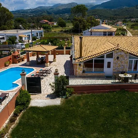 Villa Beach Athanasia Almiros Beach